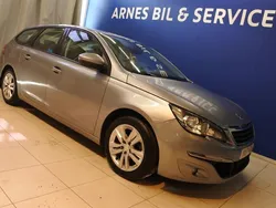 Grå Begagnad 2017 Peugeot 308 Active Kombi | 99 900 kr (Marknadspris)