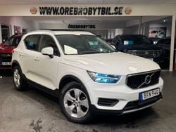 Vit Begagnad 2020 Volvo XC40 Momentum SUV | 259 500 kr (Marknadspris)