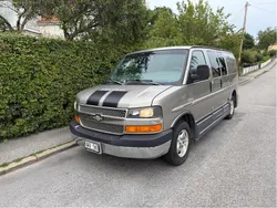 Silver Begagnad 2004 Chevrolet Express Van | 110 000 kr