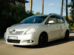 Silver Begagnad 2010 Toyota Verso Minibuss | 59 900 kr (Marknadspris)