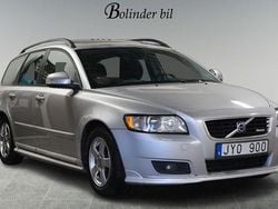 Ljusgrå Begagnad 2009 Volvo V50 R-Design Kombi | 58 900 kr (Dyr)