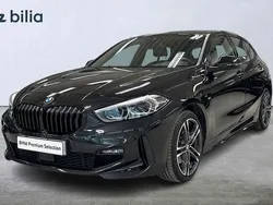 Svart Begagnad 2024 BMW 118 M Sport Halvkombi | 344 900 kr (Dyr)