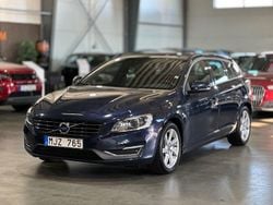 Blå Begagnad 2013 Volvo V60 Momentum Kombi | 134 900 kr (Marknadspris)