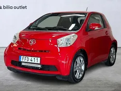 Röd Begagnad 2010 Toyota iQ Halvkombi | 54 900 kr (Superpris)