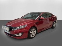 Röd Begagnad 2012 Kia Optima Sedan | 109 900 kr (Bra pris)