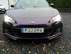 Svart Begagnad 2017 Subaru BRZ Sportkupé | 239 000 kr
