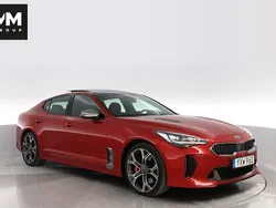 Röd Begagnad 2017 Kia Stinger Sedan | 284 000 kr