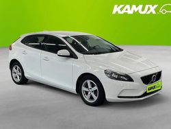 Vit Begagnad 2018 Volvo V40 Kombi | 159 700 kr (Marknadspris)
