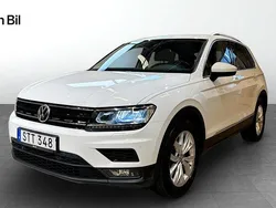 Vit Begagnad 2018 VW Tiguan Comfortline SUV | 224 900 kr (Bra pris)