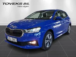 Blå (energy blue) Begagnad 2022 Skoda Fabia Style Halvkombi | 199 900 kr (Marknadspris)
