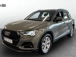 Grå Begagnad 2018 Audi Q3 Advanced SUV | 279 900 kr (Dyr)