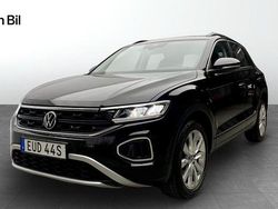Svart Begagnad 2022 VW T-Roc Life SUV | 219 900 kr (Marknadspris)
