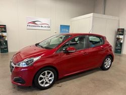 Mörkröd (röd) Begagnad 2018 Peugeot 208 Halvkombi | 124 900 kr (Marknadspris)