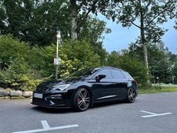 Svart Begagnad 2017 Cupra Leon Kombi | 200 000 kr (Marknadspris)