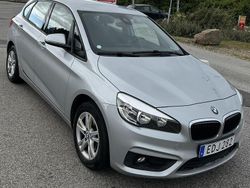 Silver Begagnad 2015 BMW 218 Active Tourer Advantage Minibuss | 125 000 kr (Marknadspris)