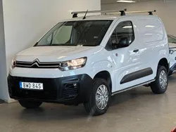 Vit Begagnad 2021 Citroën Berlingo Minibuss | 249 900 kr (Marknadspris)