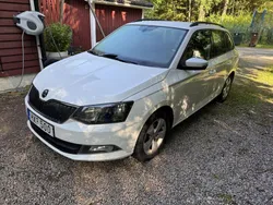 Vit Begagnad 2017 Skoda Fabia Style Kombi | 95 000 kr (Marknadspris)