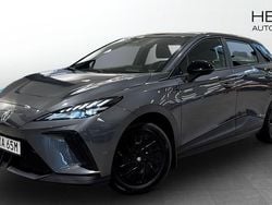 Grå (grey) Begagnad 2023 MG MG4 EV Halvkombi | 259 900 kr (Marknadspris)
