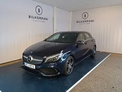 Mörkblå (mblå) Begagnad 2018 Mercedes A180 Halvkombi | 164 900 kr (Bra pris)
