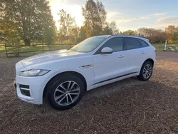 Vit Begagnad 2017 Jaguar F-Pace R-Sport SUV | 279 000 kr (Marknadspris)