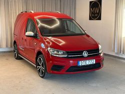 Röd Begagnad 2017 VW Caddy R Minibuss | 239 900 kr