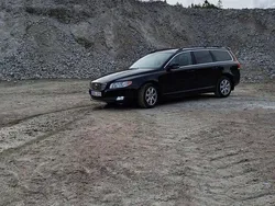Svart Begagnad 2014 Volvo V70 Momentum Kombi | 95 000 kr (Marknadspris)
