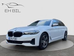 Vit Begagnad 2021 BMW 530e Kombi | 289 900 kr (Marknadspris)