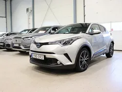 Silver Begagnad 2017 Toyota C-HR Executive SUV | 204 600 kr (Marknadspris)