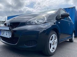 Svart Begagnad 2011 Toyota Aygo Halvkombi | 33 999 kr (Marknadspris)