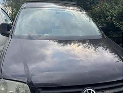 Svart Begagnad 2009 VW Caddy Maxi Minibuss | 9 999 kr