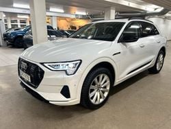 Glaciärvit metallic Begagnad 2022 Audi e-tron Advanced SUV | 649 000 kr