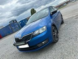 Blå Begagnad 2015 Skoda Rapid Style Halvkombi | 89 000 kr (Marknadspris)