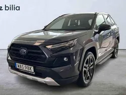 Grå Begagnad 2023 Toyota RAV4 Hybrid SUV | 419 900 kr (Marknadspris)
