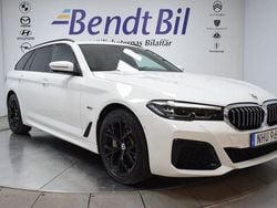 Alpine white Begagnad 2023 BMW 530 M Sport Kombi | 424 500 kr