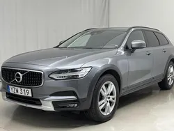 Grå Begagnad 2018 Volvo V90 CC Kombi | 274 800 kr (Superpris)