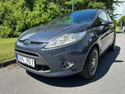 Grå Begagnad 2010 Ford Fiesta Titanium Halvkombi | 26 900 kr (Marknadspris)