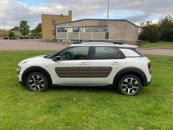Begagnad 2015 Citroën C4 Cactus PureTech Halvkombi | 60 000 kr (Bra pris)
