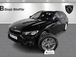 Svart Begagnad 2021 BMW 330e Sport Line Kombi | 269 500 kr (Superpris)