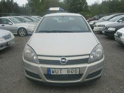 Grå Begagnad 2005 Opel Astra Enjoy Halvkombi | 7 900 kr (Superpris)