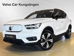 Vit Begagnad 2022 Volvo XC40 Pro SUV | 319 900 kr