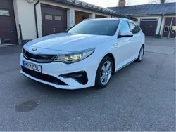 Vit Begagnad 2019 Kia Optima Hybrid Advance Sedan | 195 000 kr (Marknadspris)