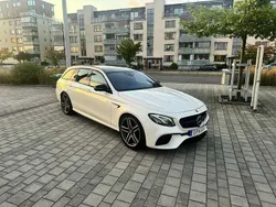 Blå Begagnad 2017 Mercedes E63S AMG AMG Kombi | 749 700 kr (Lite dyr)