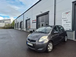 Mörkgrå Begagnad 2008 Toyota Yaris Halvkombi | 29 900 kr (Marknadspris)