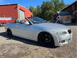 Grå Begagnad 2010 BMW 325 Cabriolet Comfort Edition Cab | 143 000 kr (Marknadspris)