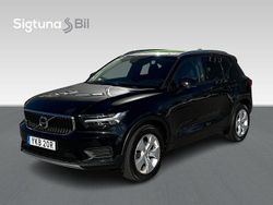 Svart Begagnad 2020 Volvo XC40 Momentum SUV | 279 900 kr (Marknadspris)