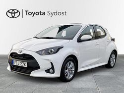 Vit Begagnad 2020 Toyota Yaris Active Halvkombi | 164 900 kr (Marknadspris)