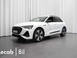 Glaciärvit metallic Begagnad 2022 Audi e-tron S-Line SUV | 394 500 kr (Bra pris)