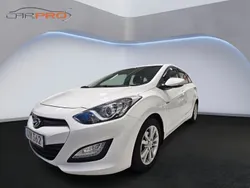 Vit Begagnad 2014 Hyundai i30 Kombi | 74 900 kr (Marknadspris)
