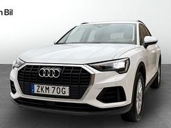 Ibisvit Begagnad 2023 Audi Q3 Proline SUV | 349 000 kr (Bra pris)