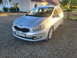 Grå Begagnad 2015 Kia Ceed Comfort Halvkombi | 85 000 kr (Bra pris)